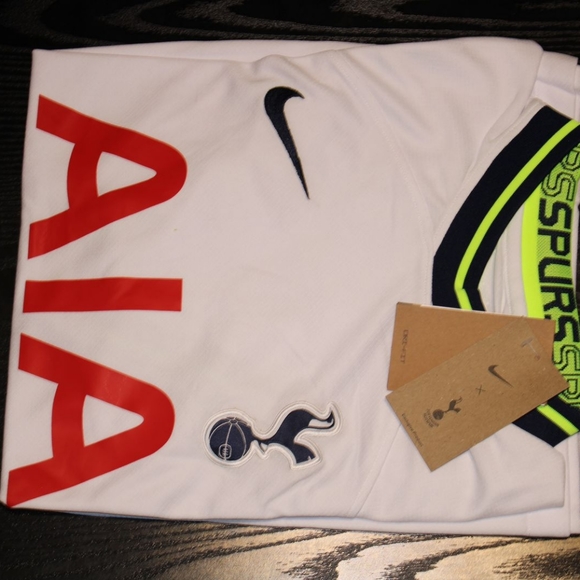 Authentic Tottenham Jersey 2022 - 2023 - Picture 3 of 9